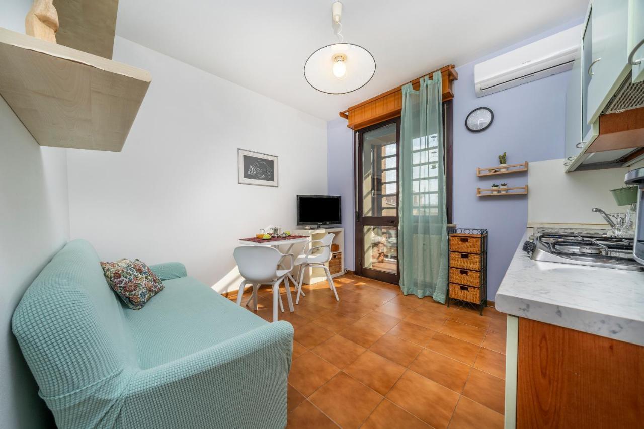 Magnolia House *